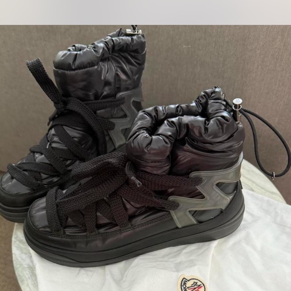 Moncler Snow boots size 7.5 - 8